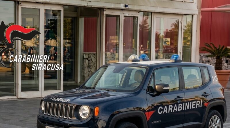I Carabinieri di Belvedere denunciano due conviventi sorpresi al centro commerciale nonostante le misure cautelari 1 carabinieri