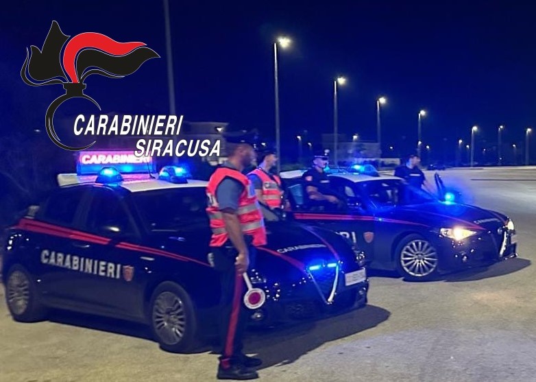 Floridia: 29enne denunciato perchè trovato in possesso di un coltello e di una mazza da baseball, 5 uomini segnalati quali assuntori di stupefacenti 1 Floridia