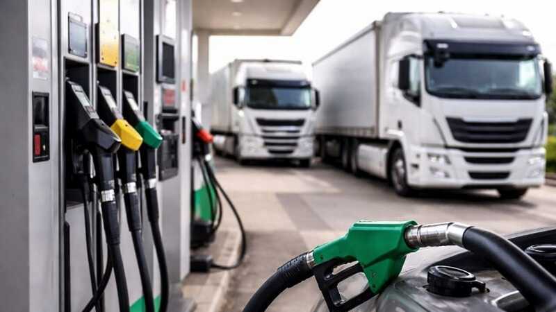 Caro carburanti, M5S Siracusa Sud: “La Sicilia produce carburanti ma paga il prezzo più alto” 1 caro carburanti